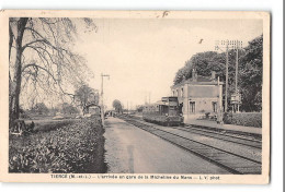 CPA 49 Tiercé L'arrivée En Gare De La Machine Du Mans Train - Tierce