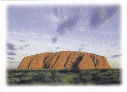 AK148911 AUSTRALIA - Ayers Rock / Uluru - Uluru & The Olgas
