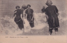 BAIGNEUSE - Natation