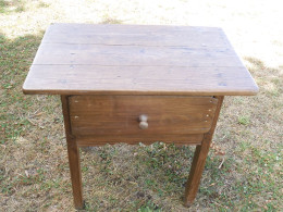 -ANCENNE TABLE De CHANGEUR EN BOIS PIN? TABLE DE BANQUIER Jus De GRENIER   E - Tafels & Bijzettafels