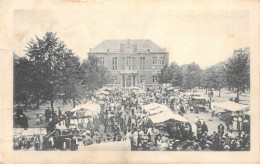 BELGIQUE - ANDENNE - Palais De Justice Et Marché - Carte Postale Ancienne - Andenne