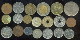 Lot De 20 Monnaies Du Monde ( 83 ) - Lots & Kiloware - Coins