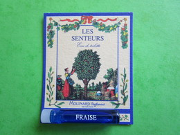 MOLINARD - LES SENTEURS - FRAISE -  (collector - Ne Pas Utiliser) Date Des Années 1990 - Echantillon Tube Sur Carte - Parfumproben - Phiolen