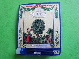 MOLINARD - LES SENTEURS - MURE -  (collector - Ne Pas Utiliser) Date Des Années 1990 - Echantillon Tube Sur Carte - Echantillons (tubes Sur Carte)