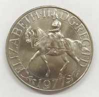 Gran Bretagna Great Britain Elizabeth IIà  1977 25 New Pence E.1166 - 5 Pounds