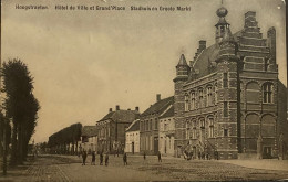 Hoogstraten Stadhuis En Grote Markt - Hoogstraten