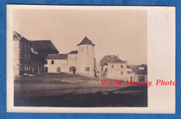 CPA Photo D'un Soldat Allemand - ALTKIRCH , Haut Rhin - Place Xavier Jourdain - Wirtschaft - Alsace - Altkirch