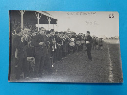 16 ) Villefagnan N° 65 Photo-carte (dos Blanc) La Fanfare Avant Le Match De Rugby - Villefagnan