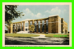 SARNIA, ONTARIO - SARNIA COLLEGIATE AND TECHNICAL INSTITUTE - PECO - - Sarnia