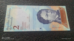 VENEZUELA--      2 BOLİVARES     UNC - Venezuela