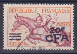 REUNION - 318  HIPPISME OBL USED COTE 43 EUR - Oblitérés