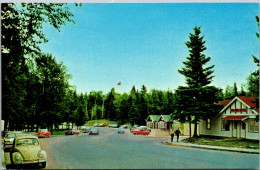 Canada Saskatchewan Prince Albert National Park Waskesiu Looking North Down Lakeside Drive - Otros & Sin Clasificación