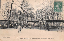 MONTMAGNY     EXCURSION DE CYCLISTES A LA BUTTE PINSON  GUINGUETTE - Montmagny