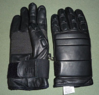 Polizia Guanti Tattici Pesanti Ordine Pubblico - Nuovi - Italian Police Leather Gloves - NOS - Vega Holster (267) M Size - Politie & Rijkswacht