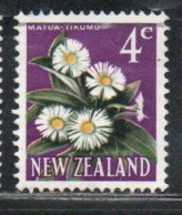 NEW ZEALAND NUOVA ZELANDA 1967 1970 FLORA MOUNTAIN DAISY FLOWER 4c USED USATO OBLITERE' - Used Stamps