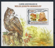 BURUNDI 2009 FAUNA UCCELLI RAPACI E PERSONAGGI MILES JOSEPH BERKELEY  MNH/** - Unused Stamps