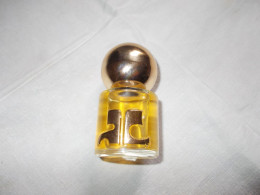 Ancien Flacon Miniature Parfum Empreinte Eau De Toilette 90° Courrèges Paris Vintage - Miniatures Femmes (sans Boite)