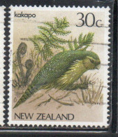 NEW ZEALAND NUOVA ZELANDA 1985 1989 NATIVE BIRDS KAKAPO 30c USED USATO OBLITERE' - Oblitérés