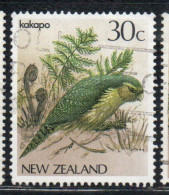 NEW ZEALAND NUOVA ZELANDA 1985 1989 NATIVE BIRDS KAKAPO 30c USED USATO OBLITERE' - Oblitérés