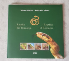 ROMANIA REPTILES OF ROMANIA PHILATELIC ALBUM FOIL GOLD - Cartas & Documentos