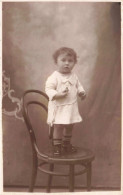 ENFANT - Portrait D'une Petite Fille - Carte Postale Ancienne - Ritratti