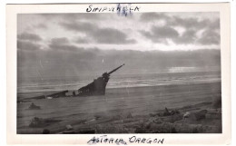 Shipvreck Astoria Oregon 1952. Private Taken Postcards From A Trip In US And Canada With Written Diary Entries, 2 Scans. - Altri & Non Classificati