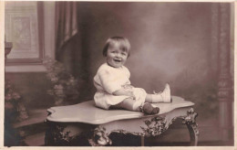 ENFANT - Portrait - Portrait D'une Petite Fille  - Carte Postale Ancienne - Ritratti