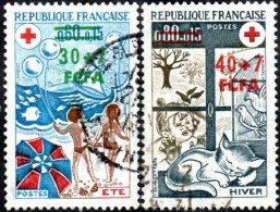 Réunion Obl. N° 431 Et 432 - Croix Rouge - Les Saisons - Chats - Plage - Used Stamps