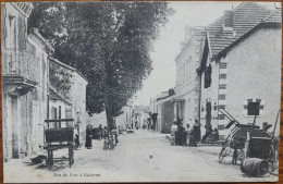 CPA GABARRET (40): Rue Du Fort à Gabarret (belle Animation) - Gabarret