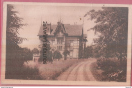 03 - COMMERCY--- MONTASSIEGE--Le Nouveau Chateau---cpsm Pf - Commentry