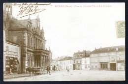 55.Revigny. Place De L'Hôtel De Ville Et Rue De La Gare. Familistère Du Nord-Est Succ. N°. 83. Café George. Boulangerie - Revigny Sur Ornain