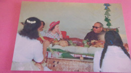 Tonga - Nuku'Alofa - 1977   MAJESTY TAUFA AHAU TUPOU IV OF TONGAROYAL DINNER QUEEN ELISABETH 1977 - Tonga