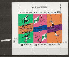 POLAND MNH ** 3740-3742 En Feuille Jeux D'enfants Badminton Cerf Volant Trotinette - Feuilles Complètes