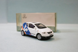 Norev - VW VOLKSWAGEN FOX 2005 VR-Mobil Réf. 840148 Neuf NBO HO 1/87 - Strassenfahrzeuge