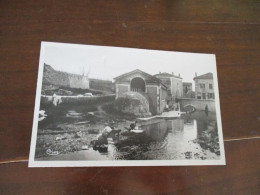 CPA 07 Ardèche Bourg Saint Andéol Le Ruisseau De Tournes Et Le Lavoir Lavandières - Bourg-Saint-Andéol