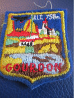 Ecusson Tissu Ancien/GOURDON /Lot / Occitanie / Vers  1970-1990                 ET495 - Patches