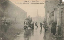 FRANCE - Crue De La Seine - Paris - Rue Du Chevalet - Construction D'une Passerelle - Carte Postale Ancienne - The River Seine And Its Banks