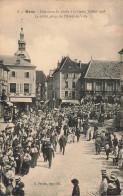 Gray * Concours De Pêche à La Ligne En Juillet 1906 * Le Défilé , Place De L'hôtel De Ville * Pêcheurs - Gray