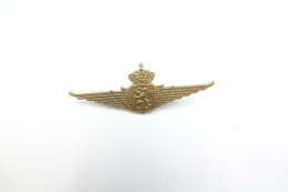 Militaria - INSIGNIA : Cap Badge Kepie : Luchtmacht Officier - PG AVI VTP - België Belgium - Andere & Zonder Classificatie