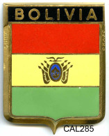 CAL285 - PLAQUE CALANDRE AUTO - BOLIVIA - Plaques émaillées (après 1960)