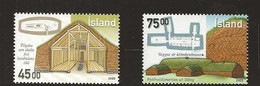 Iceland 2000  Architecture: Traditional House Building Mi 965-966  MNH(**) - Neufs