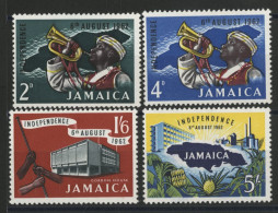 JAMAICA N° 200 à 203 (SG 199 à 196) INDEPENDANCE Neufs ** (MNH) Qualité TB - Jamaïque (...-1961)
