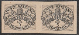 Lotto 425 Vaticano Varietà 1946 - 1946 - Segnatasse Coppia Verticale Del L. 5 Non Dentellata Verticalmente N.12e.MH - Abarten