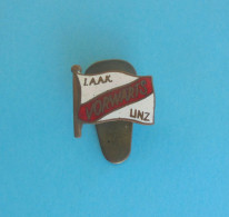 I.A.A.K. VORWARTS LINZ Austria Wrestling Club Vintage Pre-WW2 Enamel Buttonhole Pin* Lutte Ringen Lotta Lucha Osterreich - Worstelen