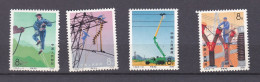 Chine 1976 La Serie Complete  Entretien Des Lignes électriques, 4 Timbres Neufs 1296 à 1299 - Ungebraucht