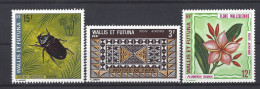 WALLIS Et FUTUNA - N° 185, PA 49 Et 58 - NEUFS SANS CHARNIERE - Collections, Lots & Séries
