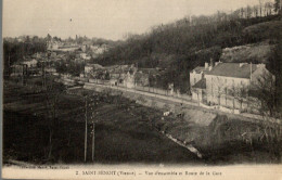 CPA Saint-Benoît Vue D'ensemble Et Route De La Gare - Saint Benoit