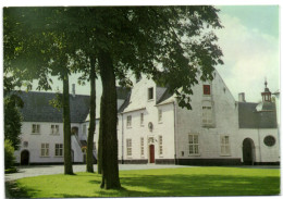 Gistel - Sint-Godelieveabdij - Het Beluik Met Gastenhuis En Spijszaal - Gistel