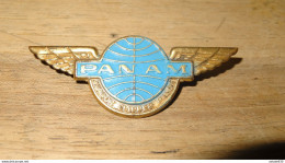 Insigne Broche - PANAM Compagnie Aérienne PAN AMERICAN WORLD AIRWAYS "JUNIOR CLIPPER PILOT" - Badges Abzeichenen....CAR1 - Personeelsbadges