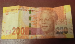 GROS BILLET De BANQUE AFRIQUE DU SUD Nelson MANDELA De 2012 - 200 RAND  PICK 137 Gill Marcus - Afrique Du Sud